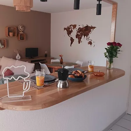 Appartement In Quiet And Convenient *